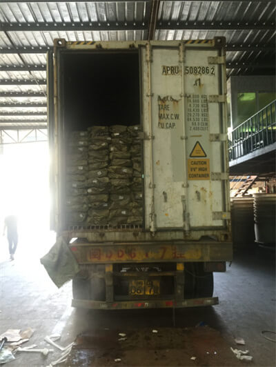 loading container